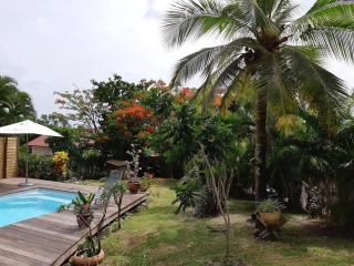 Maison zen dans jardin tropical - 2