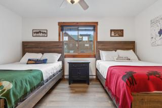 The Loose Moose Lodge #4 At Downtown Grand Lake - 9