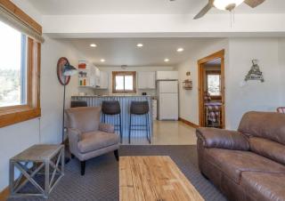 The Loose Moose Lodge #3 At Downtown Grand Lake - 8