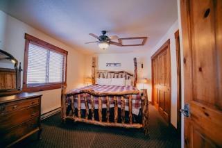 The Loose Moose Lodge #1 At Downtown Grand Lake - 9