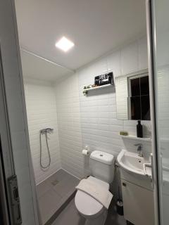 Robert Local Social Restaurant & Accomodation - 9