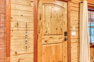 Whispering Pines - Cabin w hot tub - 2