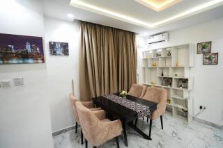 Amis Space - 3 Bedroom Apartment in Surulere, Lagos - 6
