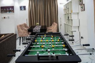 Amis Space - 3 Bedroom Apartment in Surulere, Lagos - 1