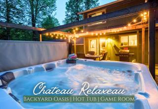 Chateau Relaxeau Game Room Hot Tub Fire Pit - 3