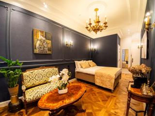 Strands Of Time Hotel Bruges - 9