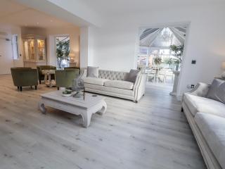 The House at School Farm - 4