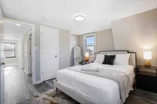 Charming 5BD 2BA with spacious yard near O'hare - 1