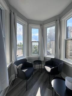 Victorian Second Floor Turret Apartment - 8