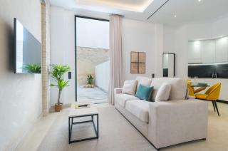 New Design Apartment - Private patio - Gallos 3 - 9