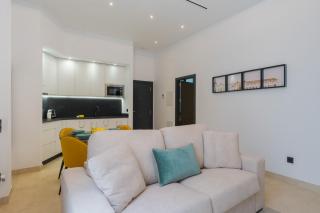 New Design Apartment - Private patio - Gallos 3 - 7