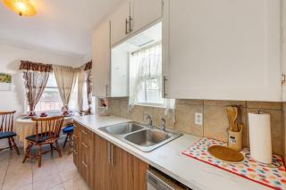 High Walkability! Extended Stay in Riverside - 9