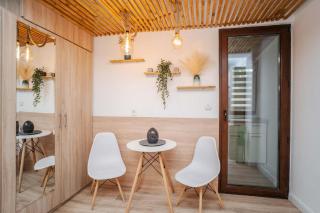 Airport Connection - 4