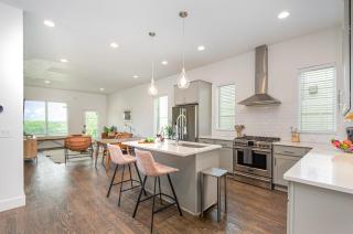 Double Time - Ping-Pong Table - Mins to Germantown - 1