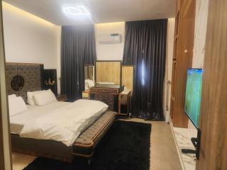 Two-Bedroom Gem Lagos - 5