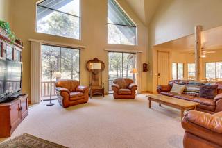 Great for Gatherings! Family Cabin in Lakeside - 6