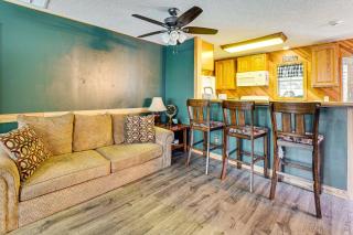 Suwannee River Retreat Pet Friendly, Private Dock - 4