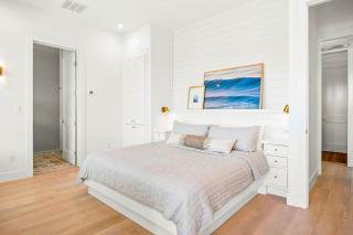 Marky P and the Funky Beach 243MA - 5