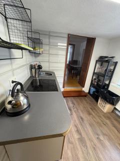 Gusenburg B 13 oben Monteur Wohnung - 5