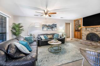 Dock and Private Pool Lake Palo Pinto Retreat! - 7