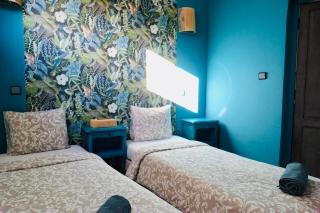 Villa with Private Pool and Garden, Fast Wi-Fi - 4