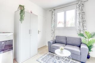 SupVilla - Paris, DisneyLand, Villepinte Expo, CDG - 9