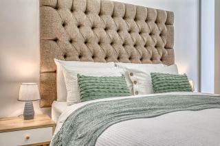 Urban Luxe Stay - 5 Min to Gautrain & Parking - 5