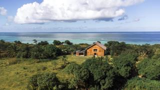 VILLA TAHIO Vue Mer, Petit-Déjeuner & Wi-Fi Gratuit - 0