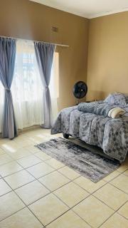 Serene Guesthouse - 2