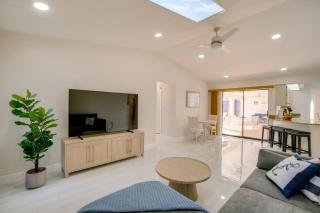 Heated Pool! Lake House Paradise in Port Charlotte - 1