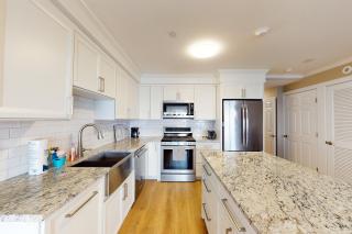 Summer Cape Escape - 4