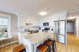 Summer Cape Escape - 3