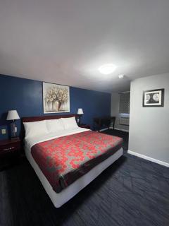 Chaplin Inn & Suites - 0