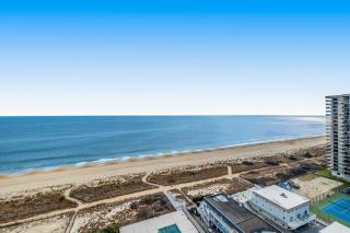 Fountainhead Towers 1705 - 8