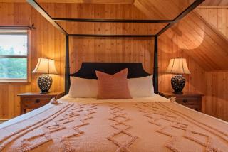 Fiddler Lake Resort Bear 22 - 2