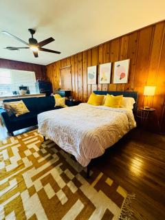 Guest Suite plus kitchenette stay near THE GALLERIA BELLAIRE TX NRG The Medical Center Rice University - Houston - 7