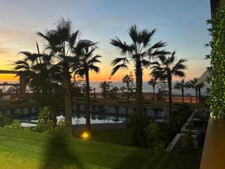 Appartement moderne avec vue mer & piscine, Dar Bouazza - 0