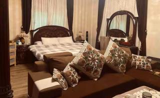 Sunny & Spacious room close to the Airport! - 6