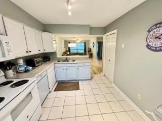 Pet Friendly Beach Villa 2 Bed 2 Bath #7105 TreeTops - 3