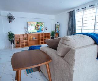 Stylish Studio, Pool and Walk to Beach - 0