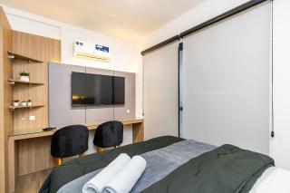 Studio Completo com Garagem no Batel - SOH0303 - 2