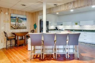 Furnished Patio and Dock Lakefront Apt in Chapin - 4