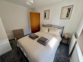 Bruce Gardens Home - 7