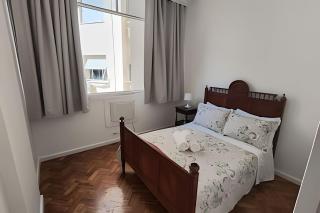 Quadra da Praia - 200m Copacabana Palace - Clássico com Ar Condicionado - 8