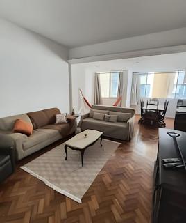 Quadra da Praia - 200m Copacabana Palace - Clássico com Ar Condicionado - 0