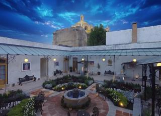 Por los Siglos de los Siglos Hotel - 9