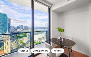 MVR - Sleek Studio with Iconic Downtown Views - 0