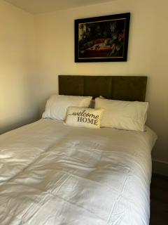 The Luxe Apartment - 4