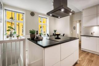 Exclusive Stay by the Castle - 7