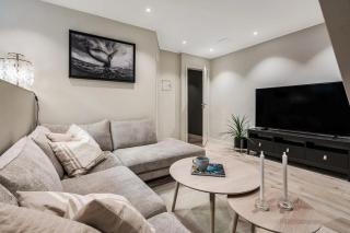 Exclusive Stay by the Castle - 3